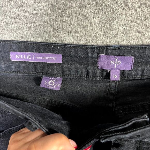 NYDJ Billie Mini Bootcut Jeans Size 16 Black Mid Rise Stretch Lift Tuck Mom Prep - Picture 3 of 10
